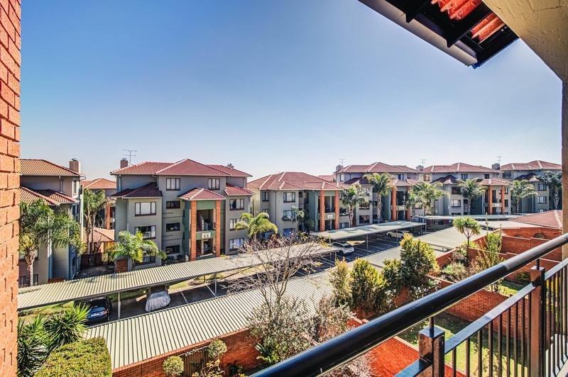2 Bedroom Apartment in Bedfordview