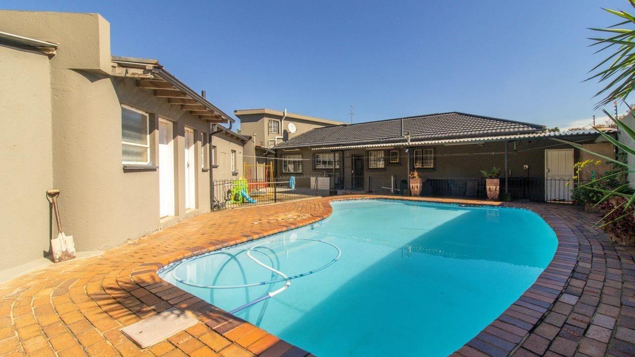 4 Bedroom House in Rewlatch