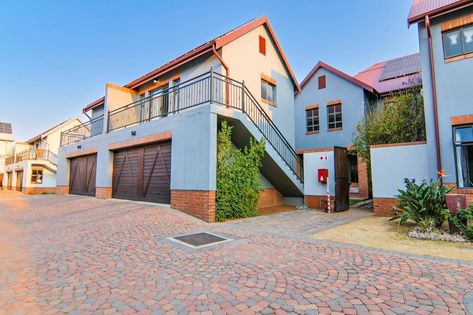 4 Bedroom Townhouse in Heritage Hill