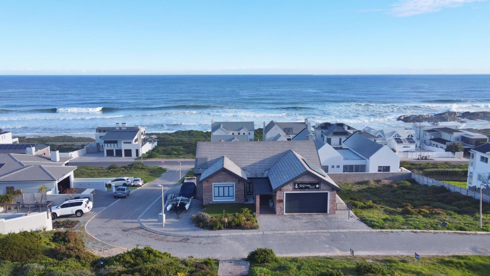 660 m² Land available in Pearl Bay
