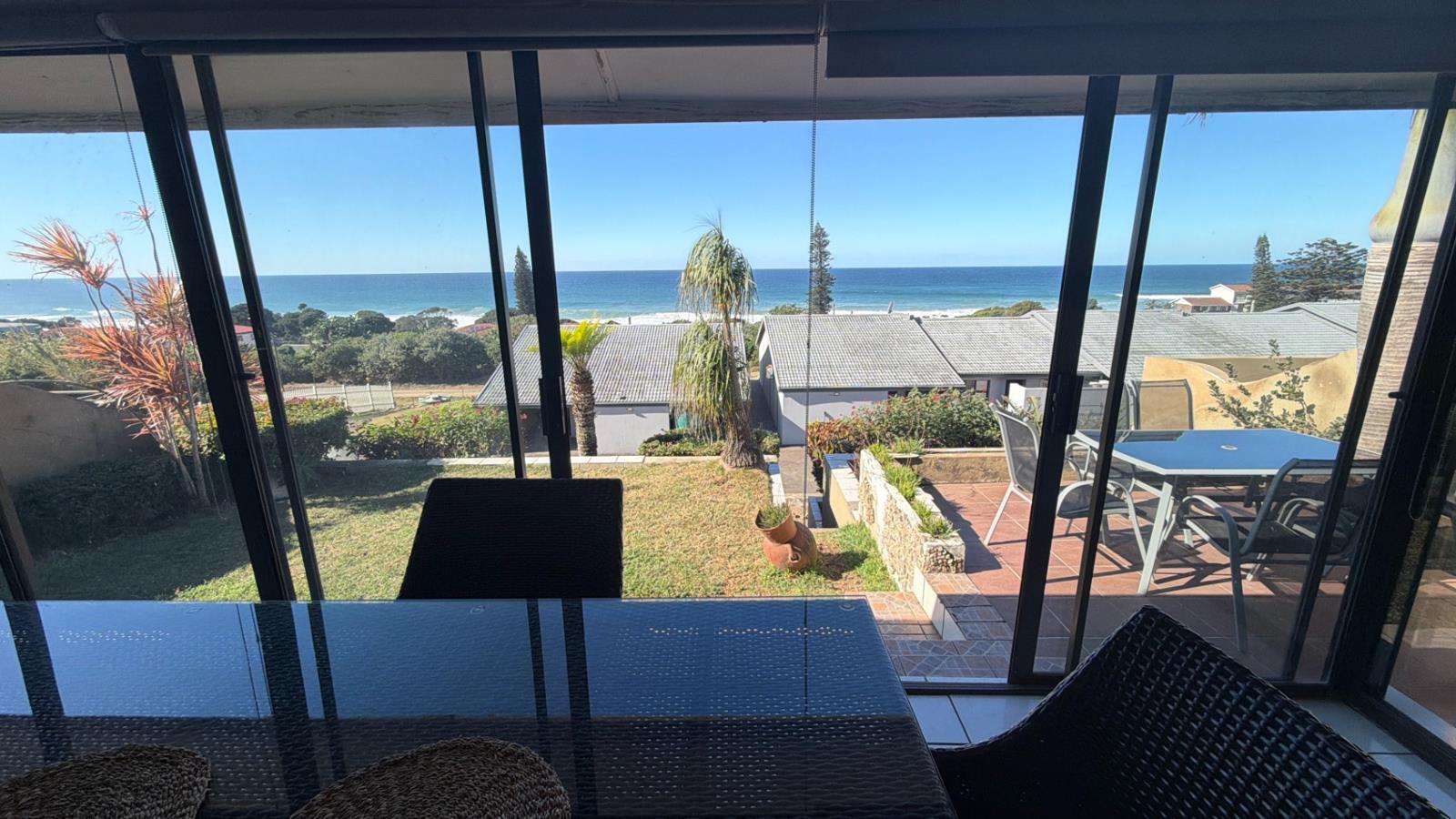 3 Bedroom Townhouse in Hibberdene