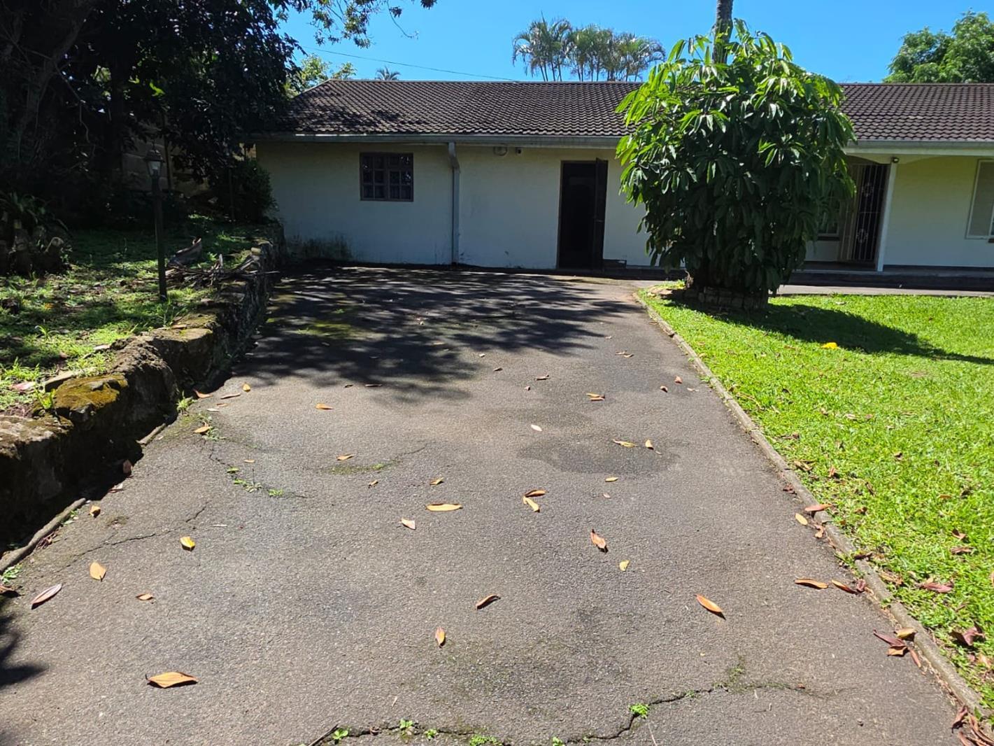 6 Bedroom House in Ashley