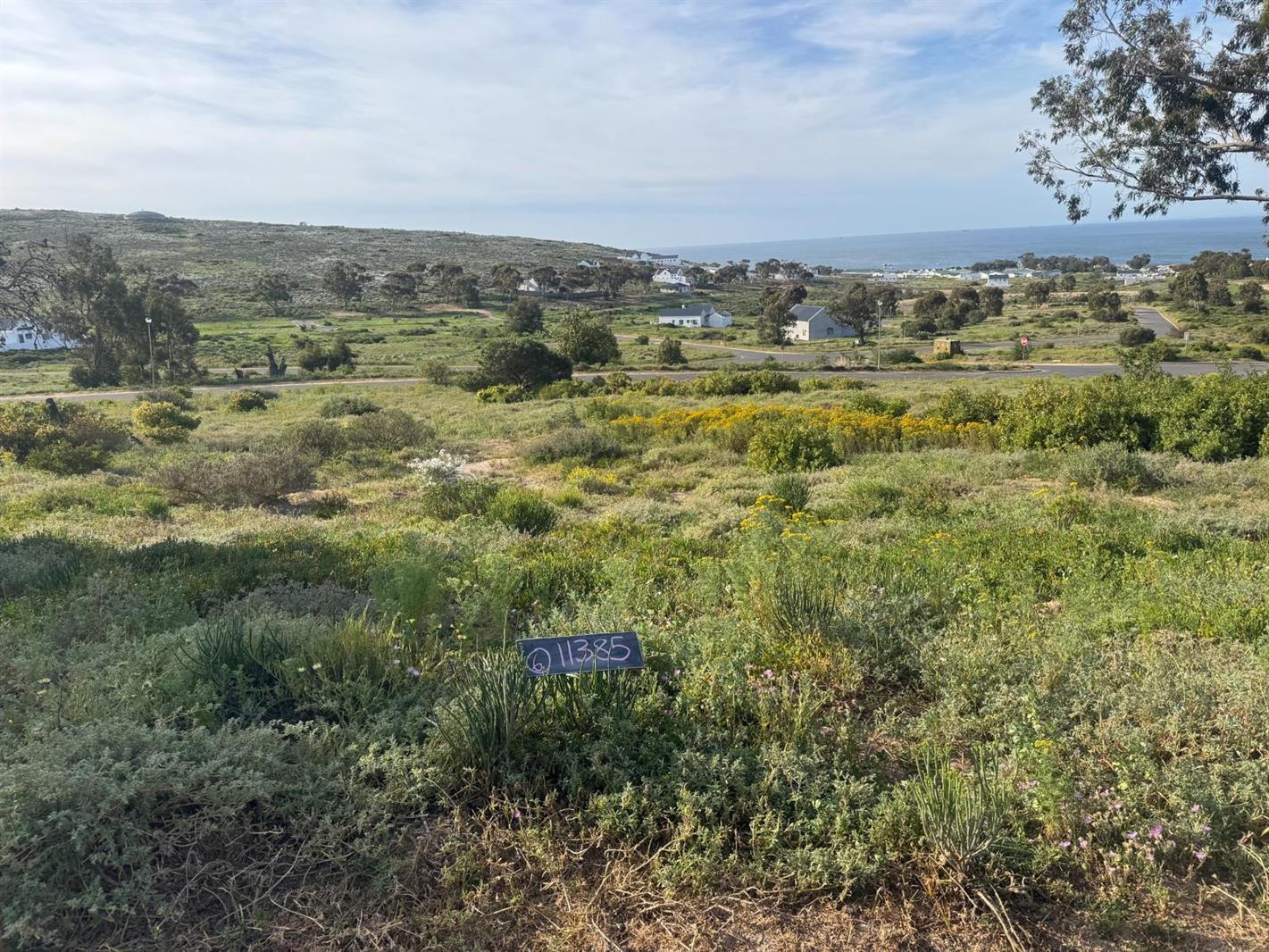 400 m² Land available in St Helena Views