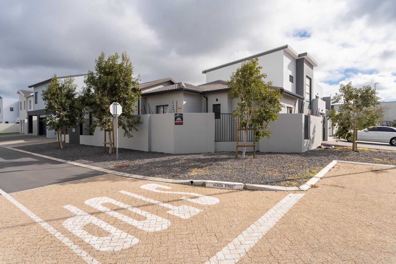 3 Bedroom House in Sandown