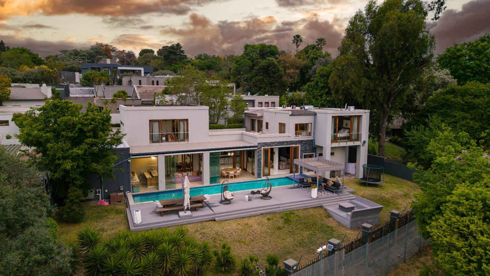 4 Bedroom House in Bryanston