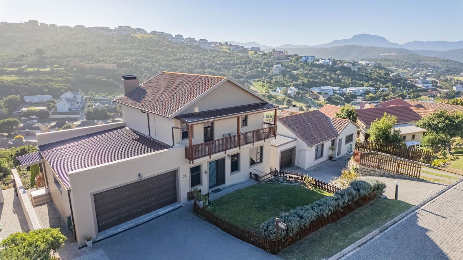 3 Bedroom Cluster in Groot Brakrivier