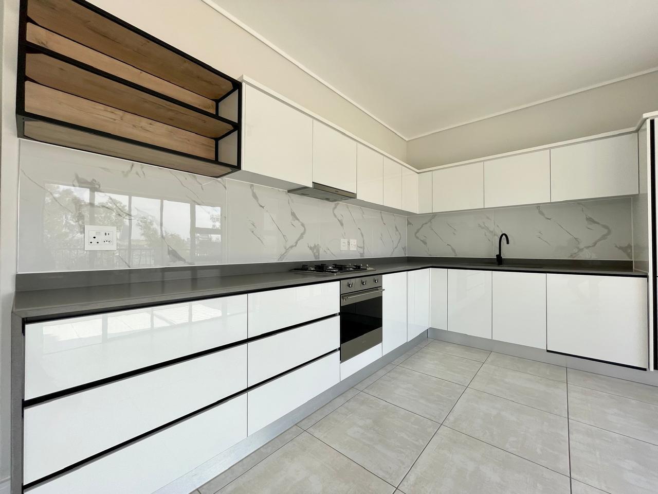 2 Bedroom Apartment in Waterfall