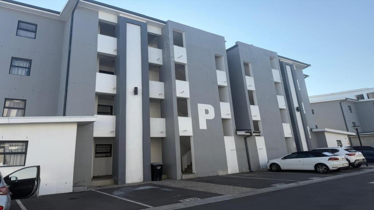 2 Bedroom Apartment in Parklands