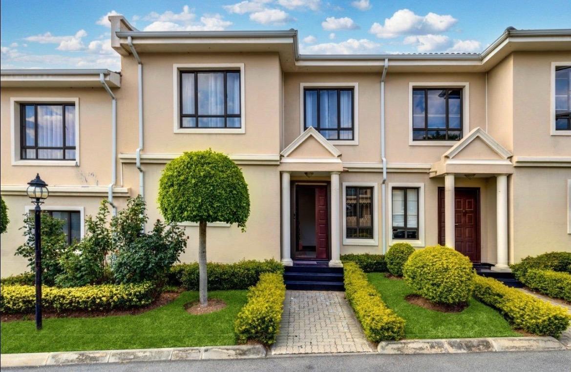 3 Bedroom Townhouse in Carlswald Estate