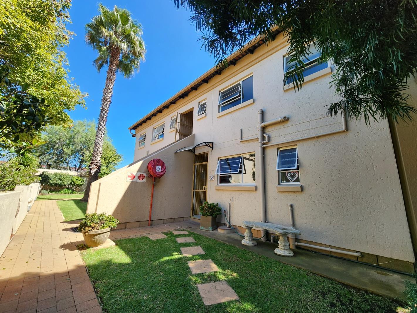 2 Bedroom Apartment in Meyersdal