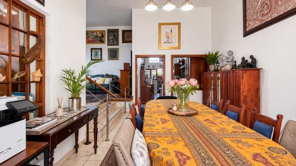 2 Bedroom Apartment in Bryanston