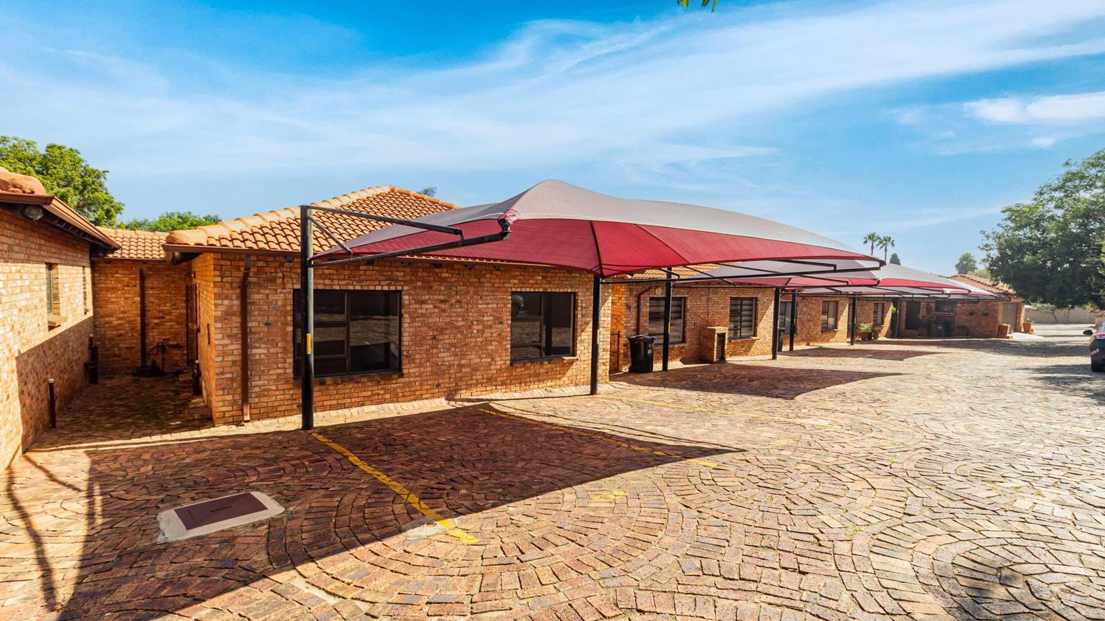 3 Bedroom Townhouse in North Riding