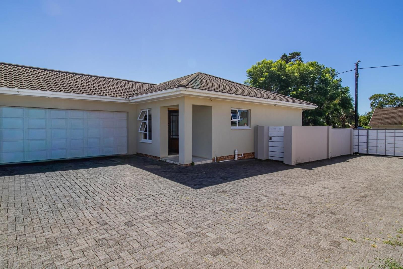 3 Bedroom Townhouse in Vincent