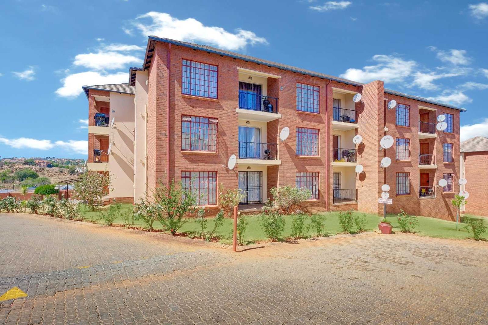 2 Bedroom Townhouse in Chancliff Ridge