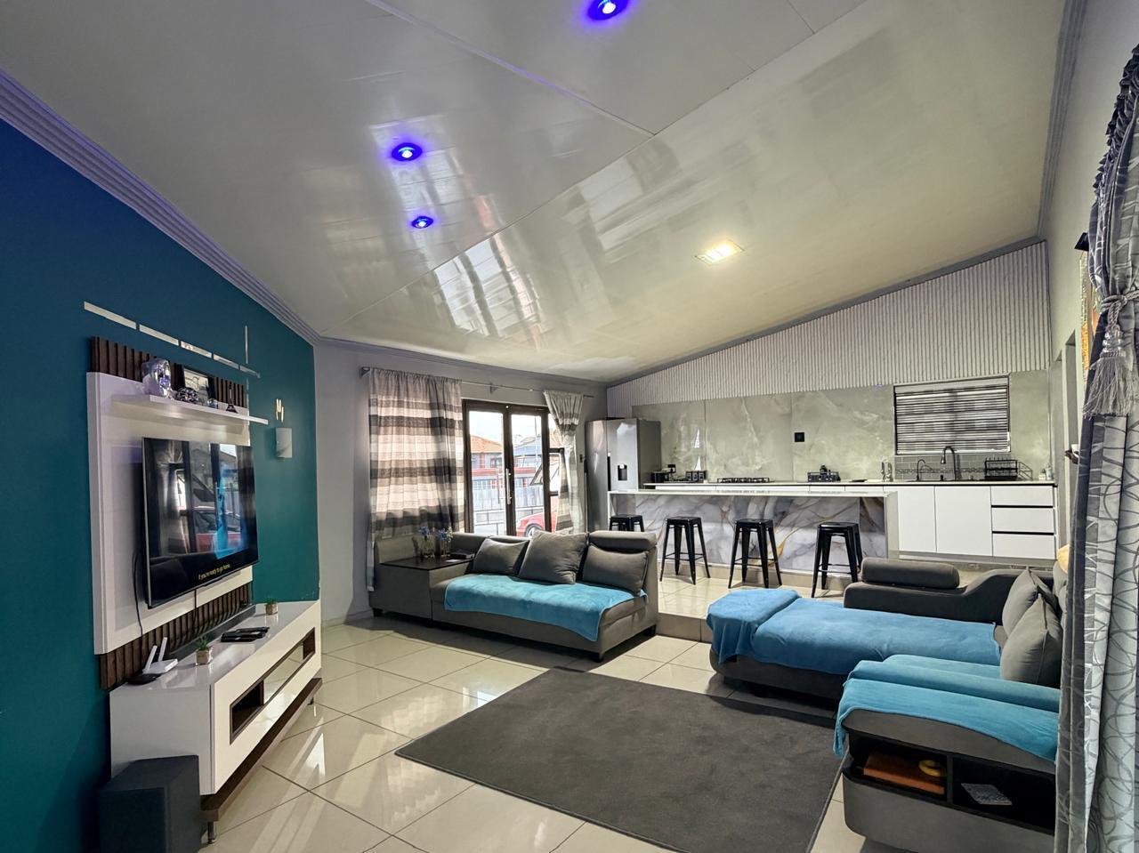 3 Bedroom House in Blue Hills