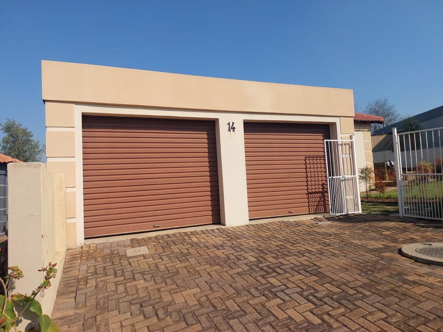 2 Bedroom House in Birchleigh