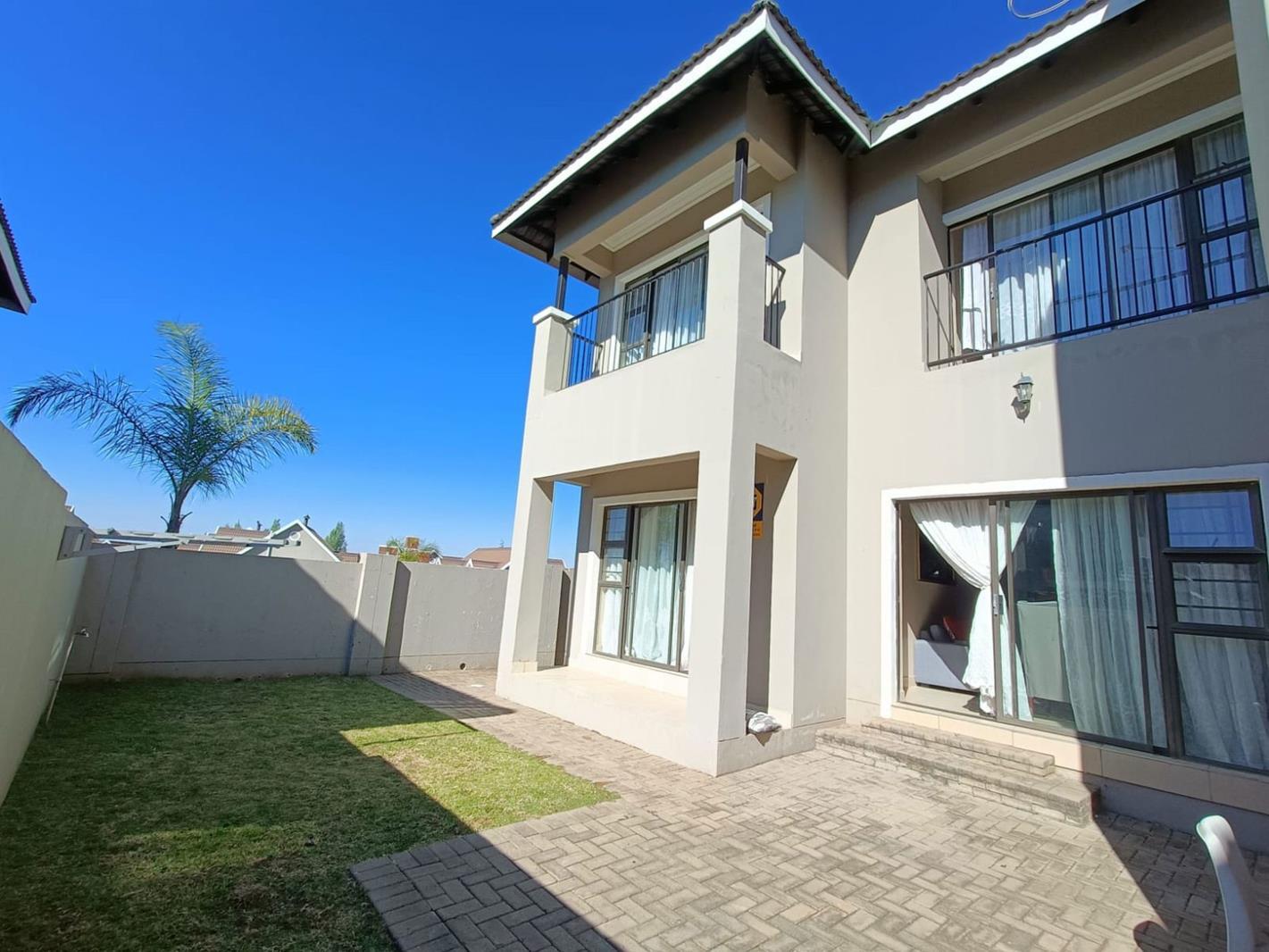 4 Bedroom Townhouse in Shellyvale