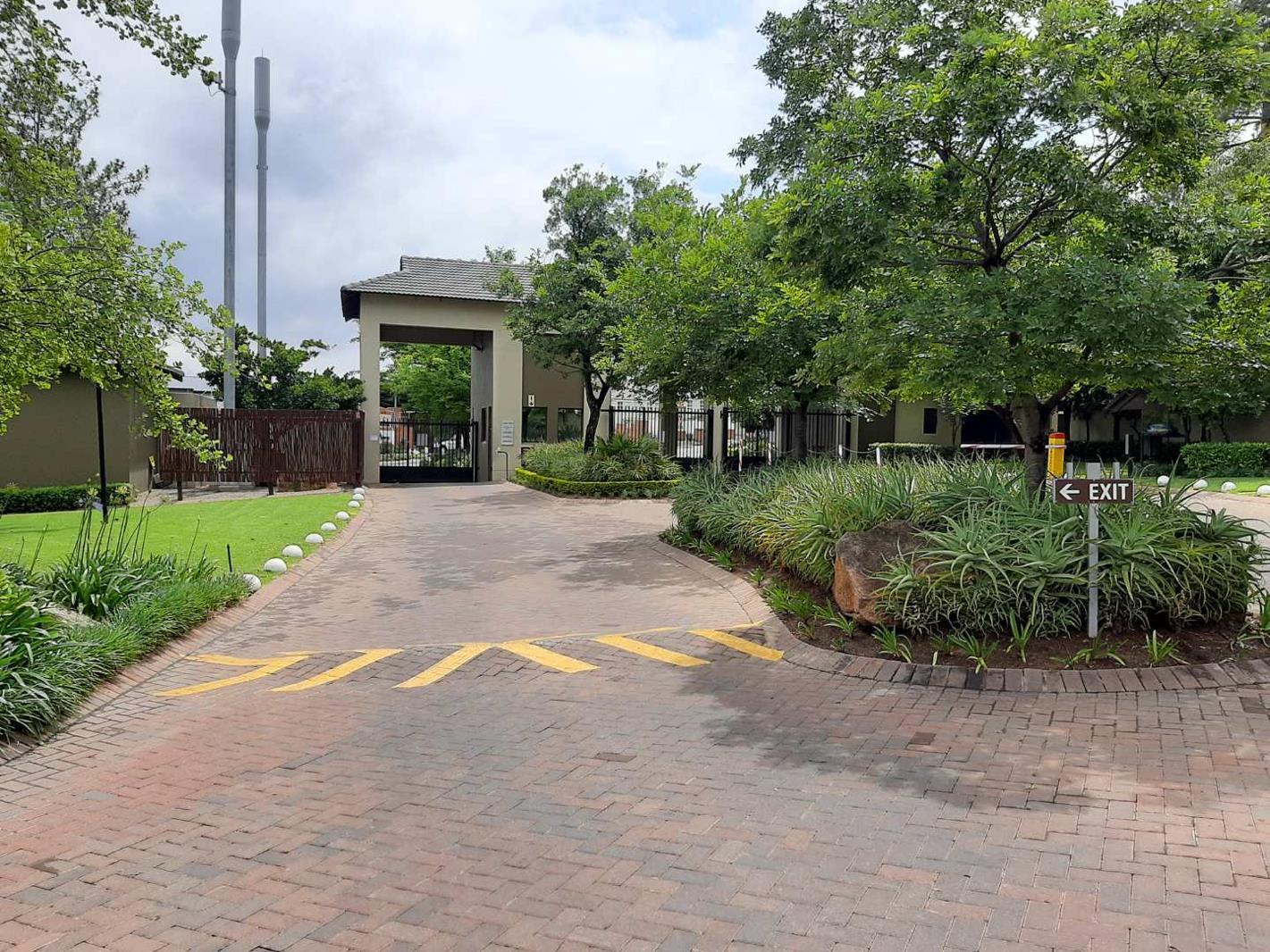 2 Bedroom Apartment in Broadacres
