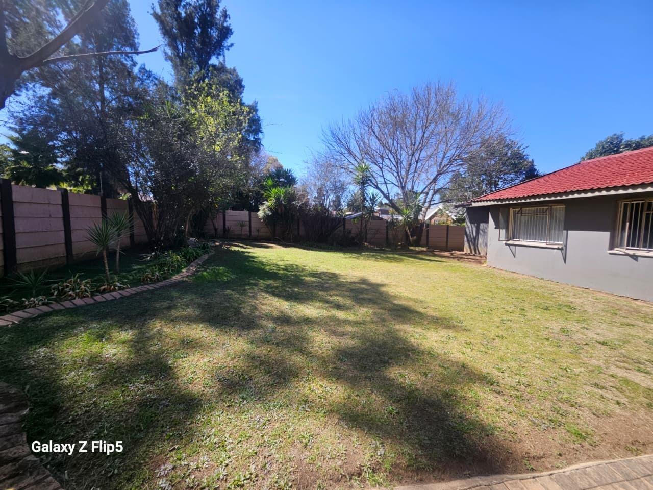 3 Bedroom House in Brackendowns
