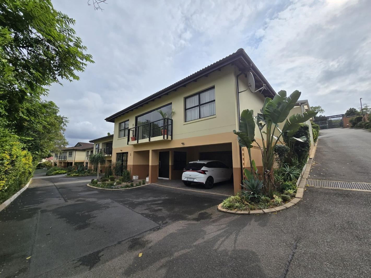 4 Bedroom Apartment in Dawncliffe