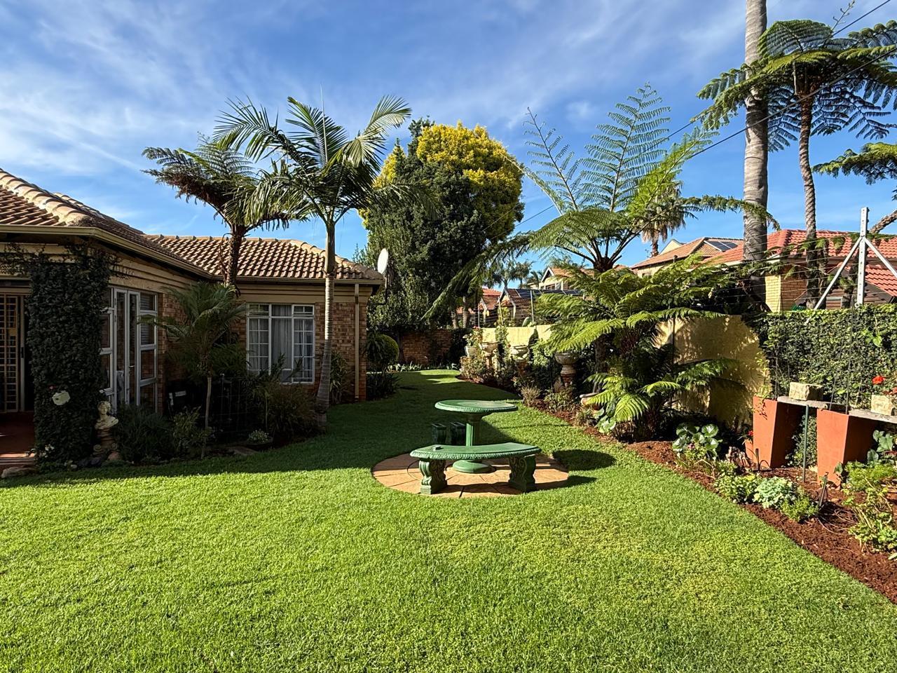 3 Bedroom House in Moreleta Park