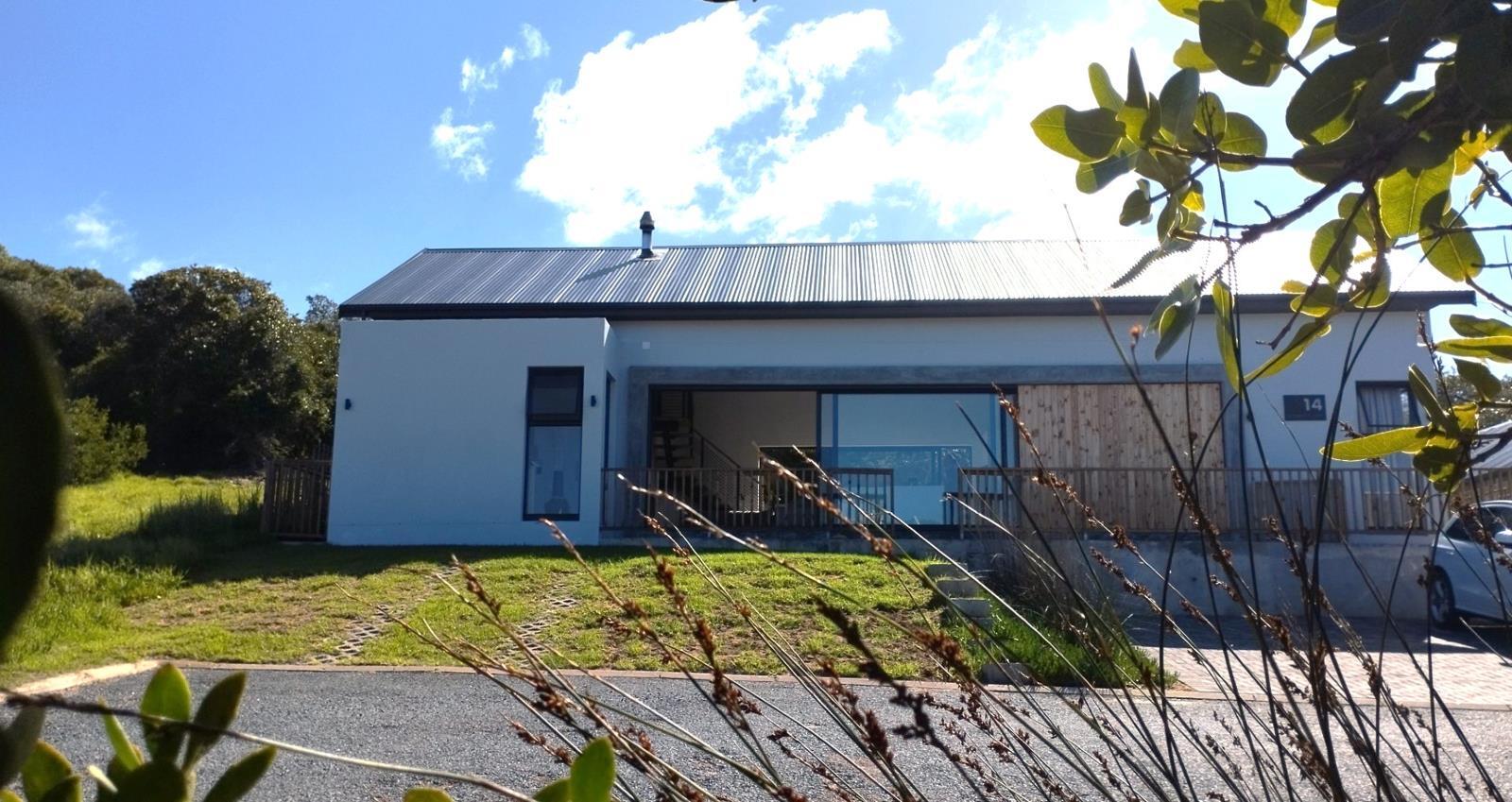 2 Bedroom House in Stilbaai Wes