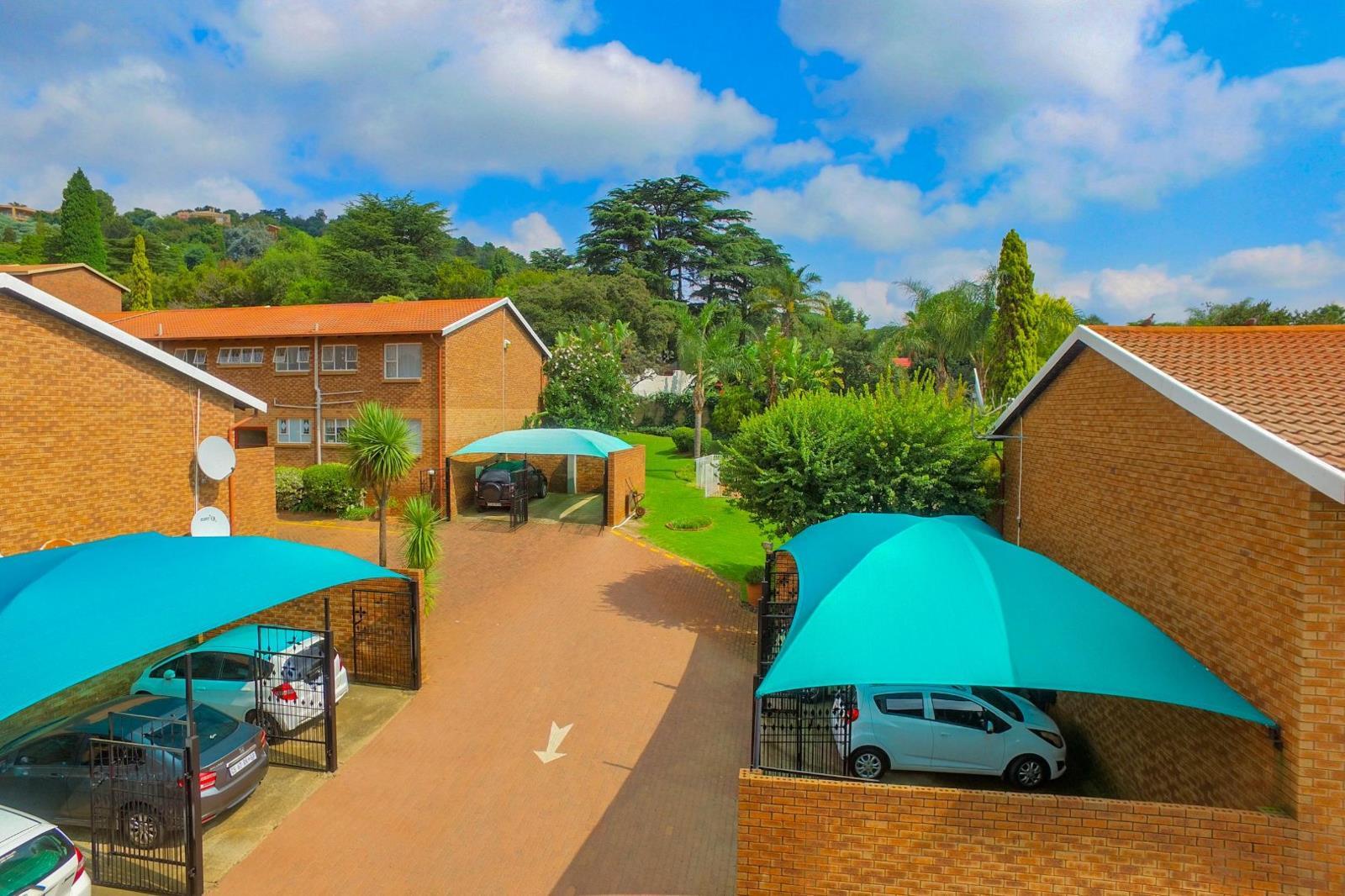 2 Bedroom Apartment in Northcliff