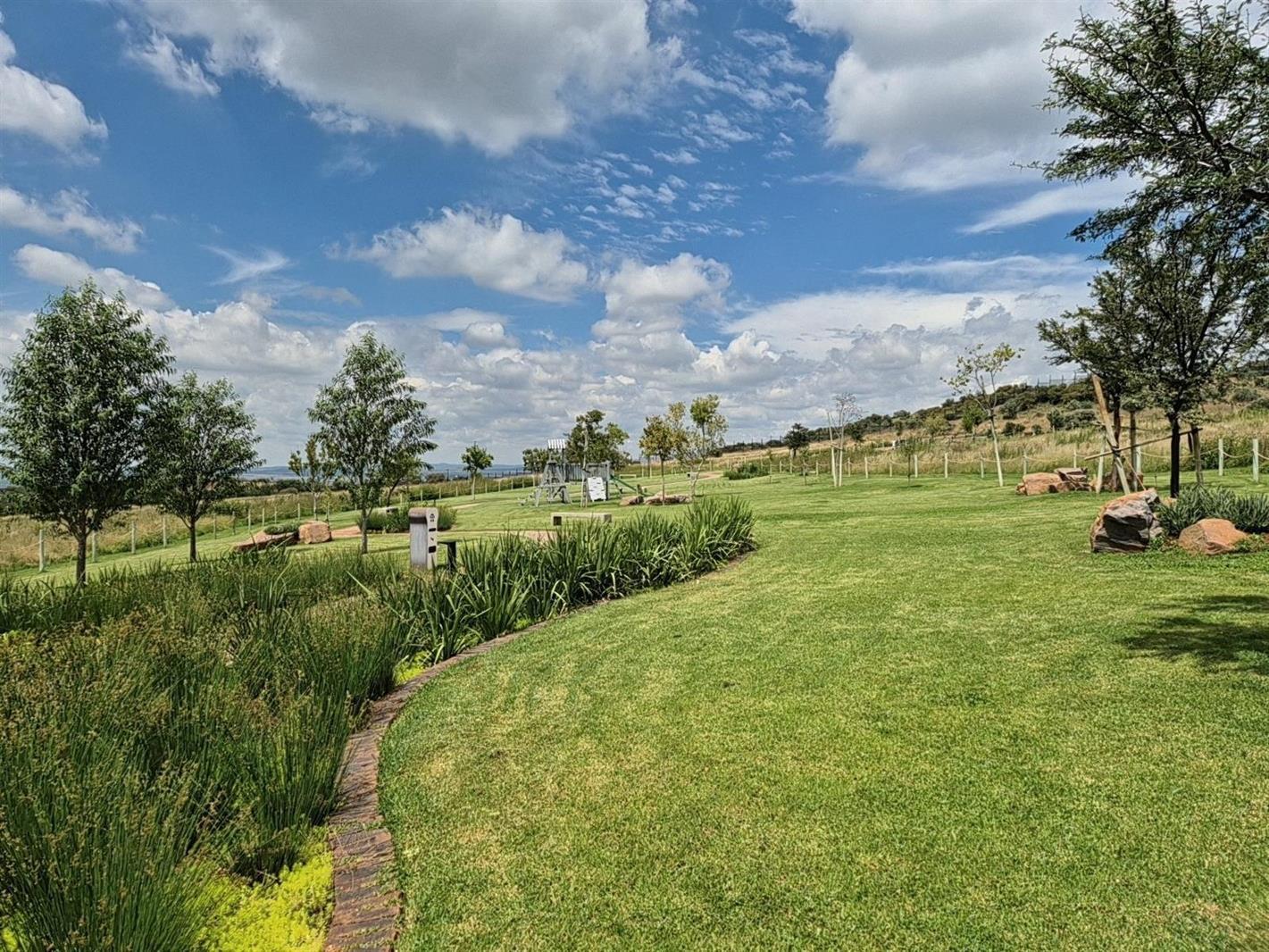 998 m² Land available in Potchefstroom Central