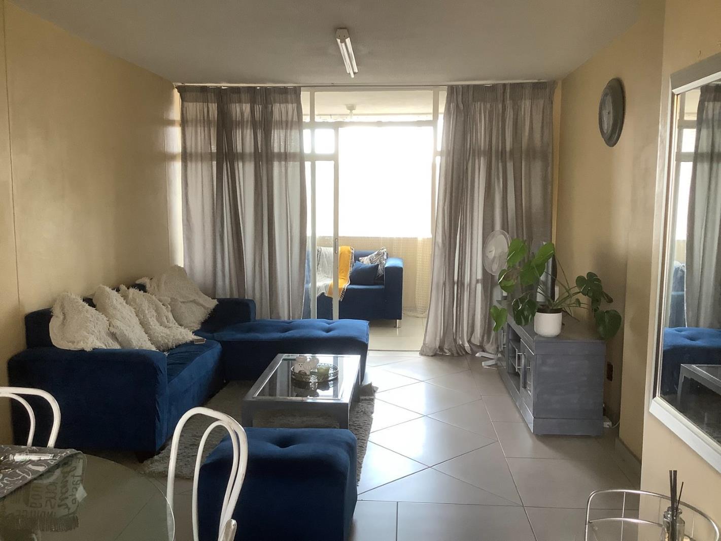 1.5 Bedroom Apartment in Sunnyside
