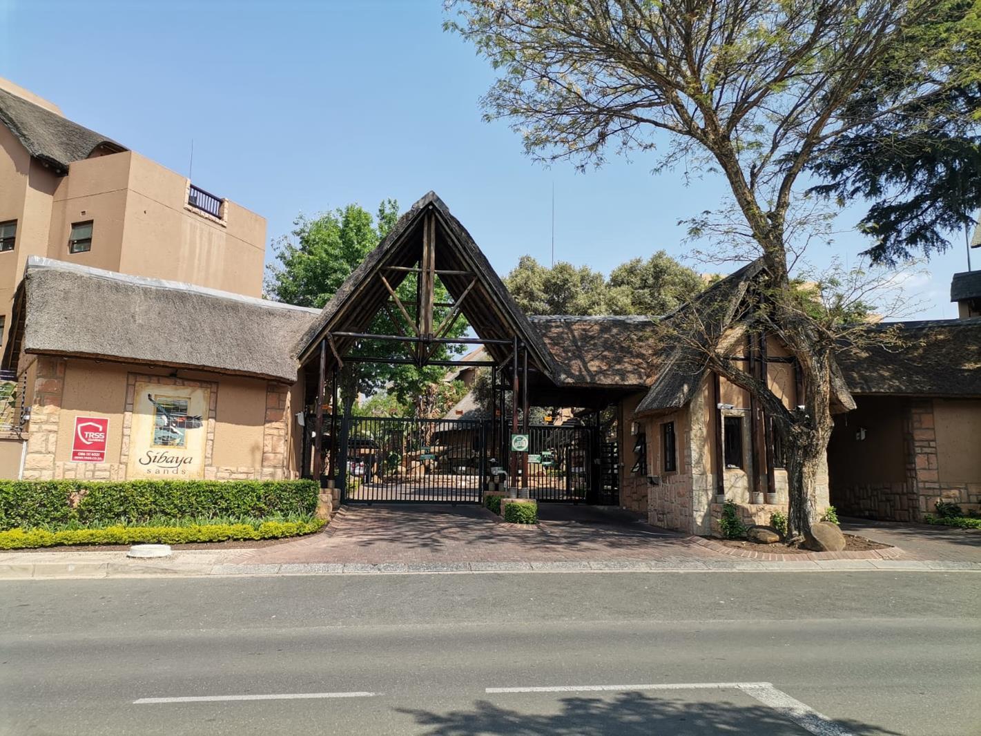 1 Bedroom Apartment in Pineslopes