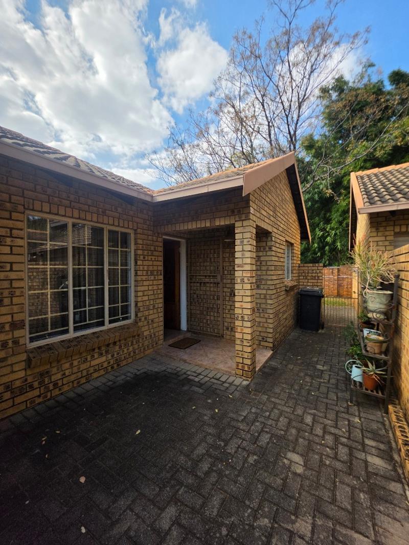 2 Bedroom Townhouse in Die Wilgers