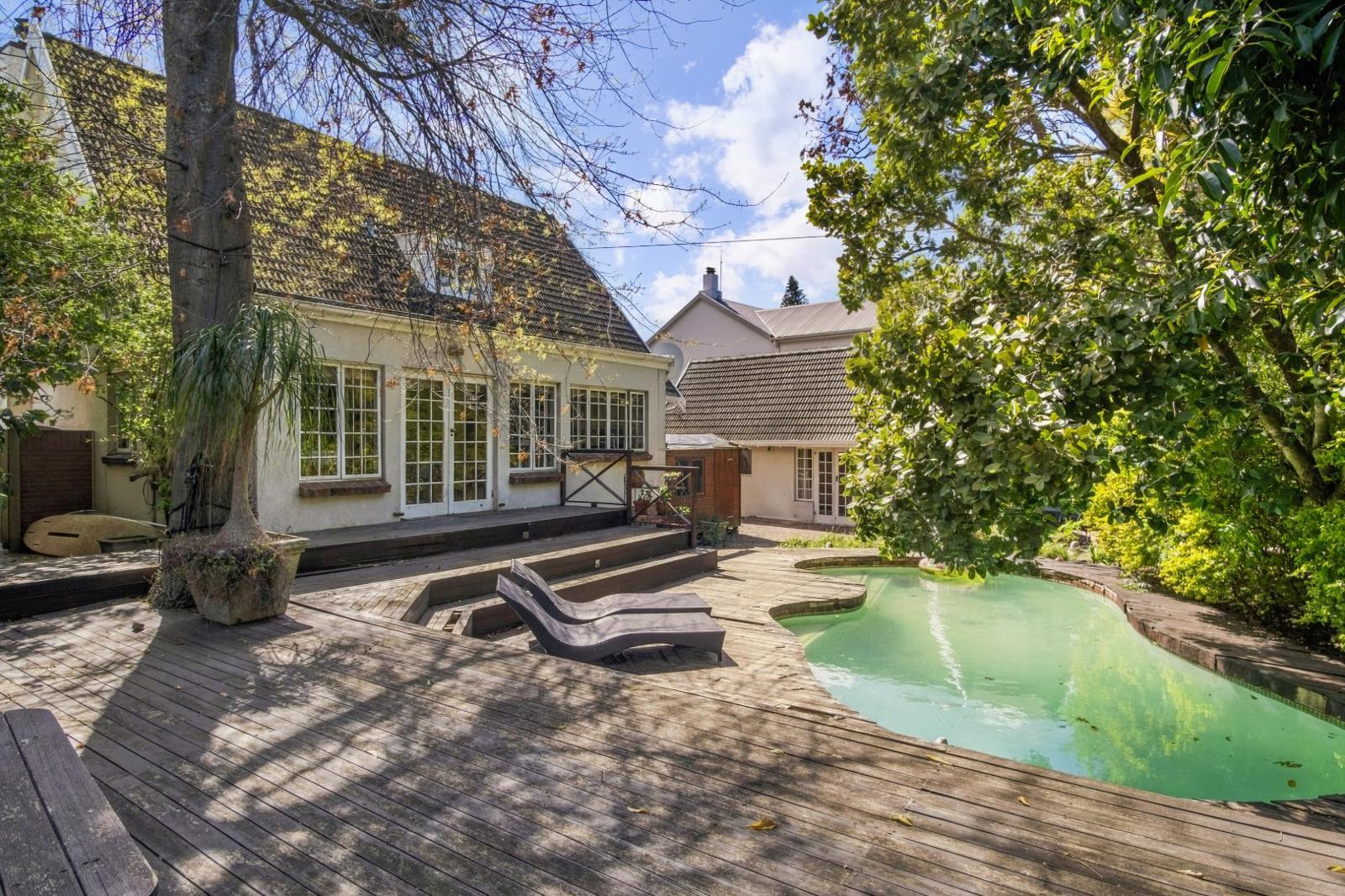 4 Bedroom House in Rondebosch