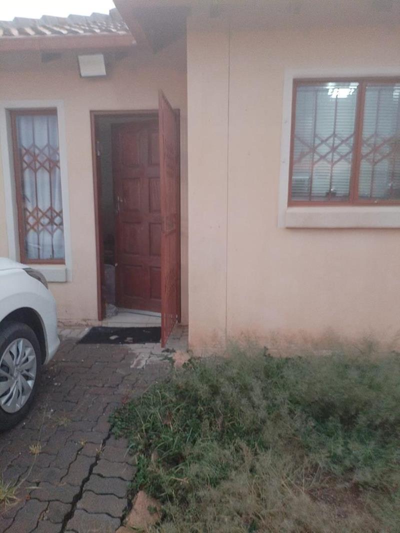2 Bedroom House in Nellmapius
