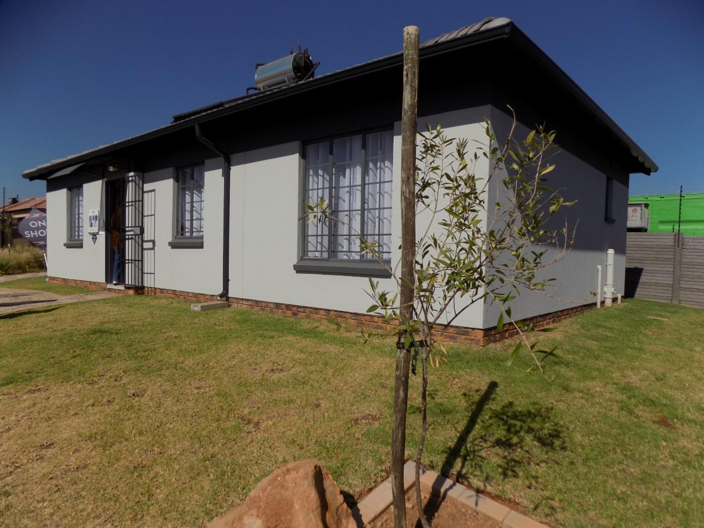 3 Bedroom House in Protea Glen