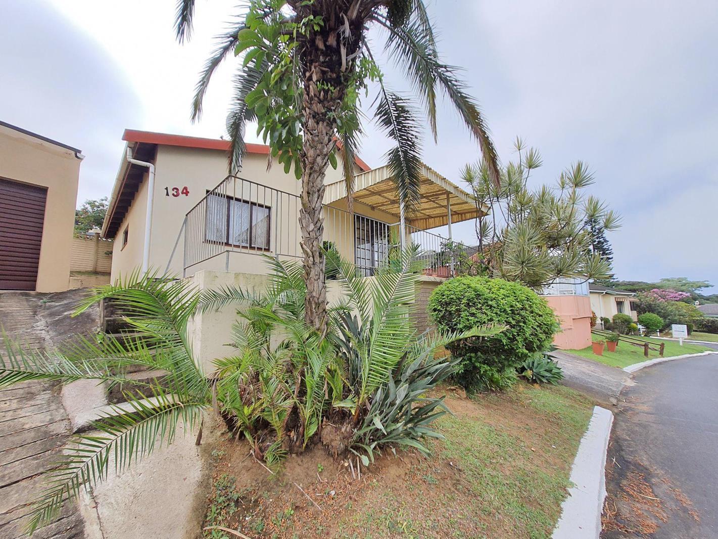 2 Bedroom Townhouse in Hibberdene