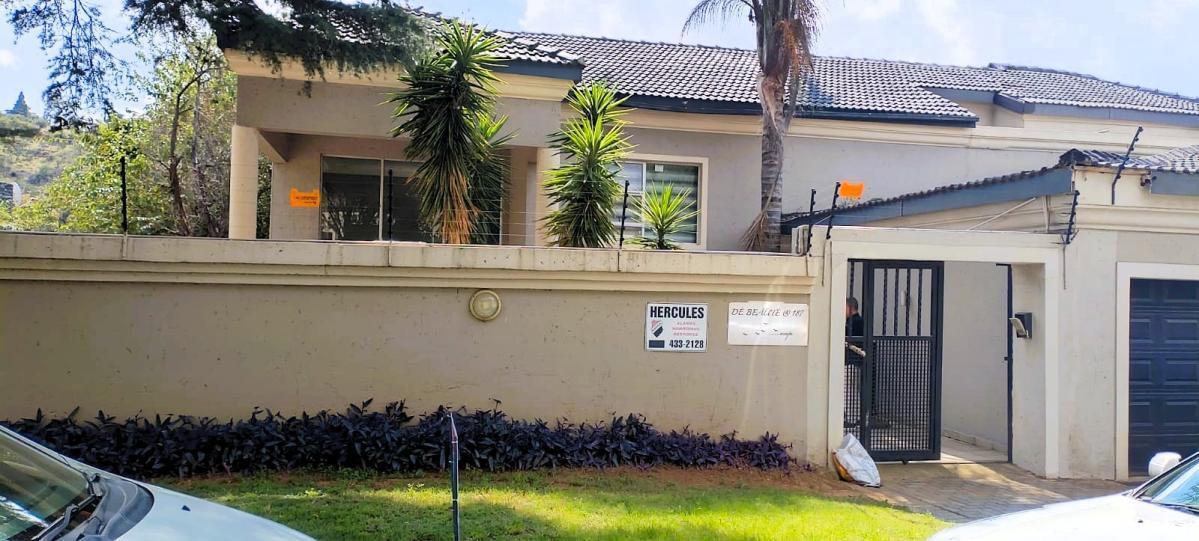 5 Bedroom House in Mondeor