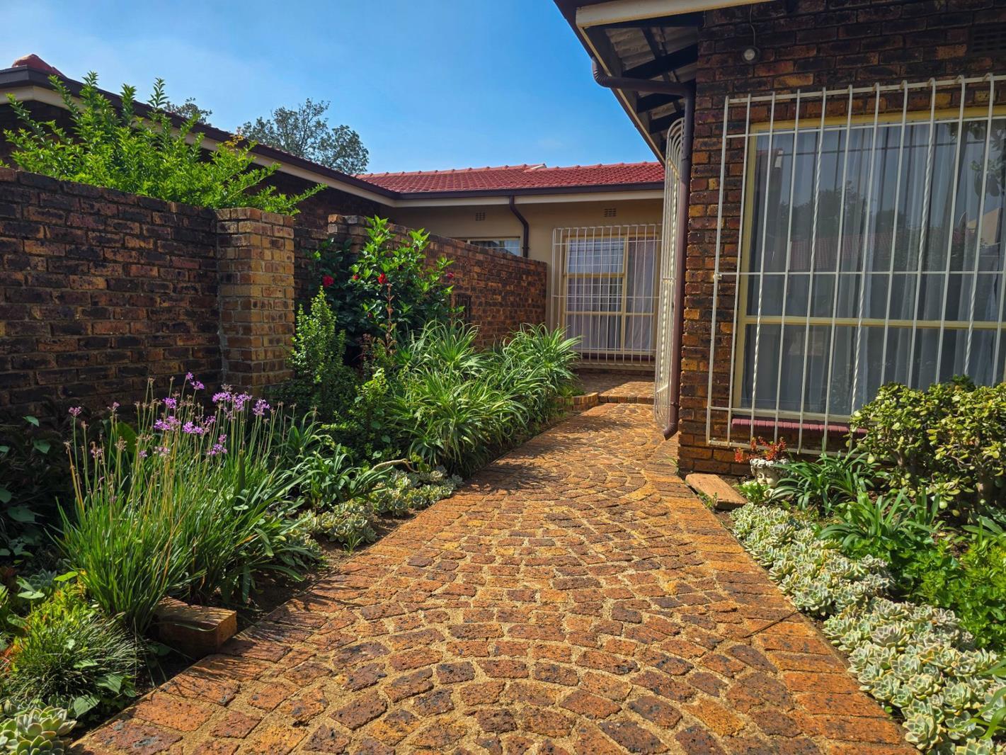2 Bedroom Apartment in Brackenhurst