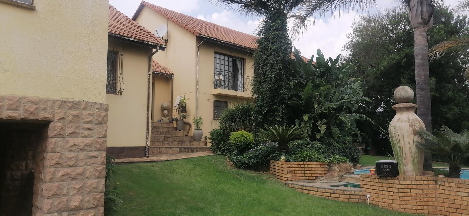 4 Bedroom House in Glenvista