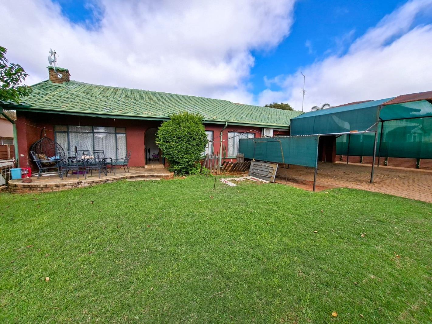 3 Bedroom House in Silverfields