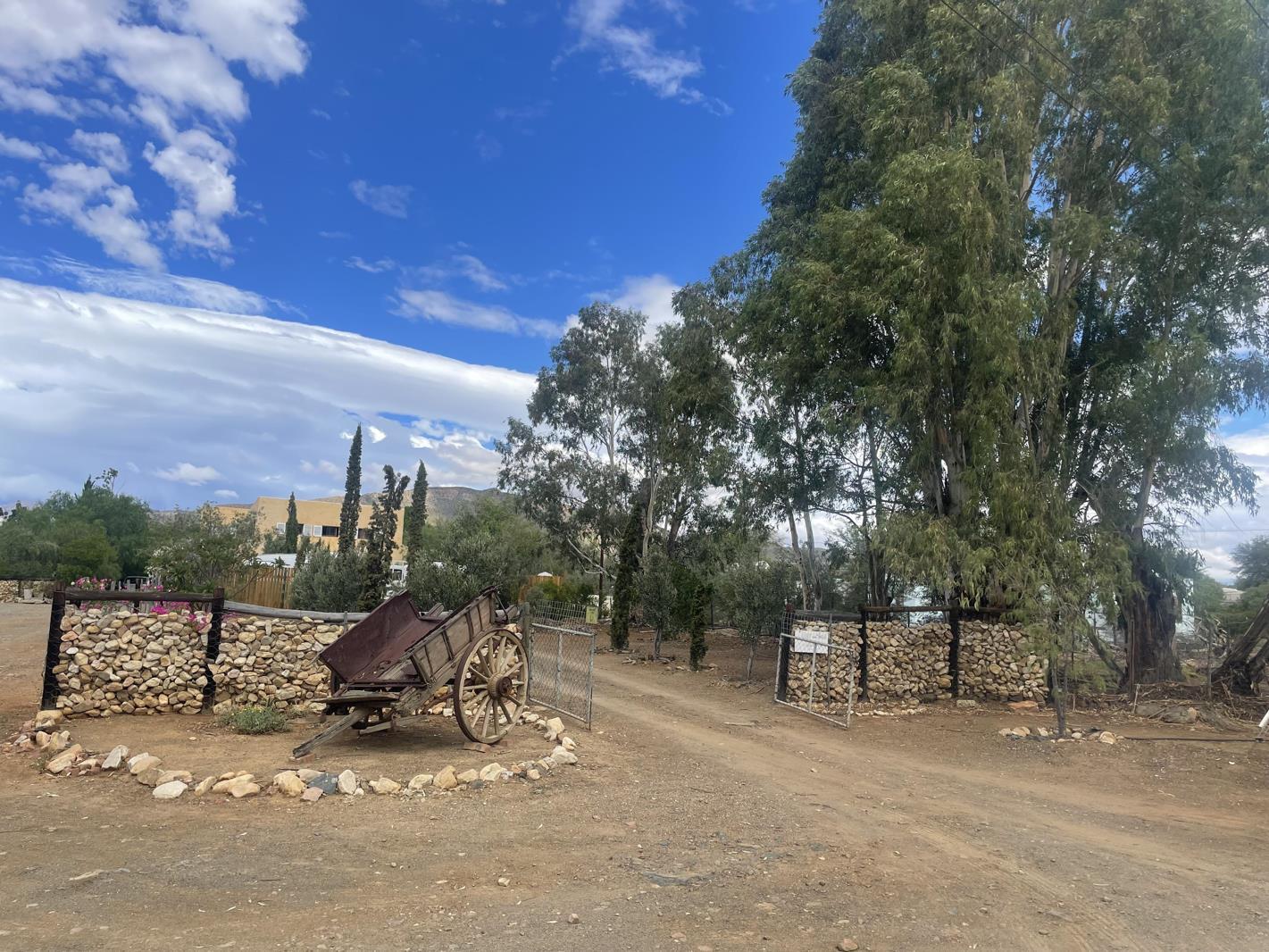 445 m² Land available in De Rust