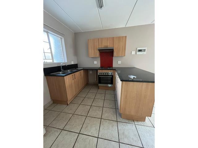 1 Bedroom Apartment in Die Hoewes