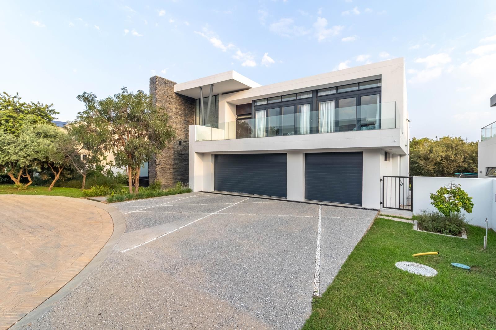 4 Bedroom House in Steyn City