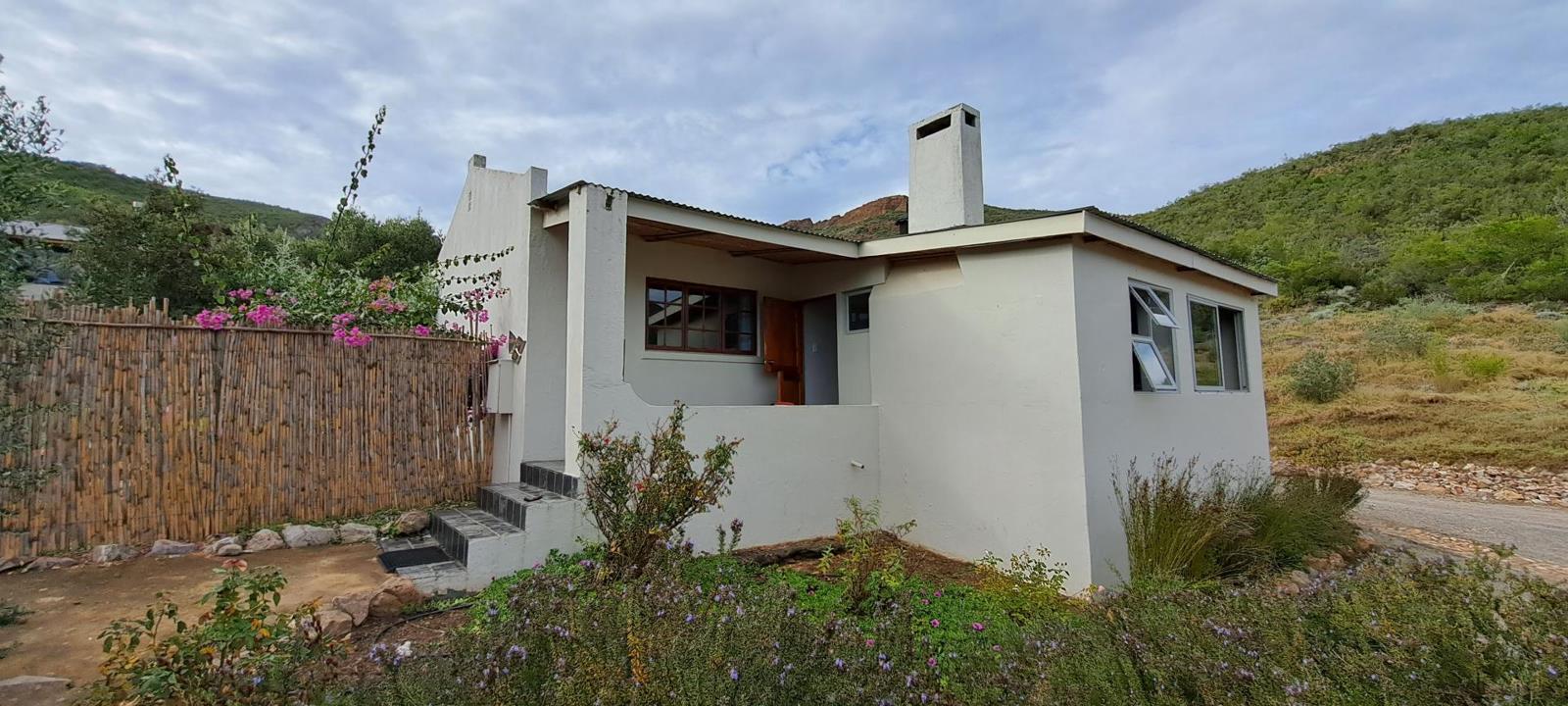 Bachelor apartment in Robertson