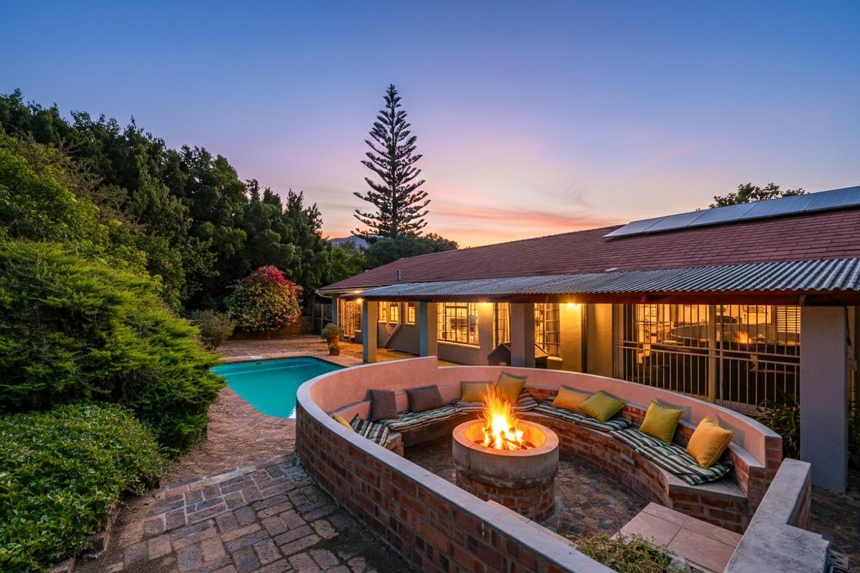 4 Bedroom House in Heldervue