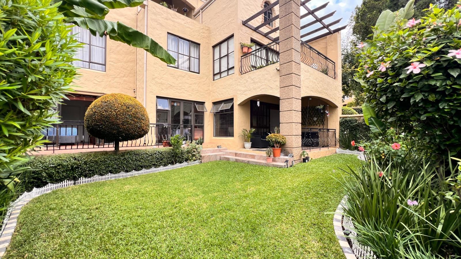 2 Bedroom Apartment in River Club