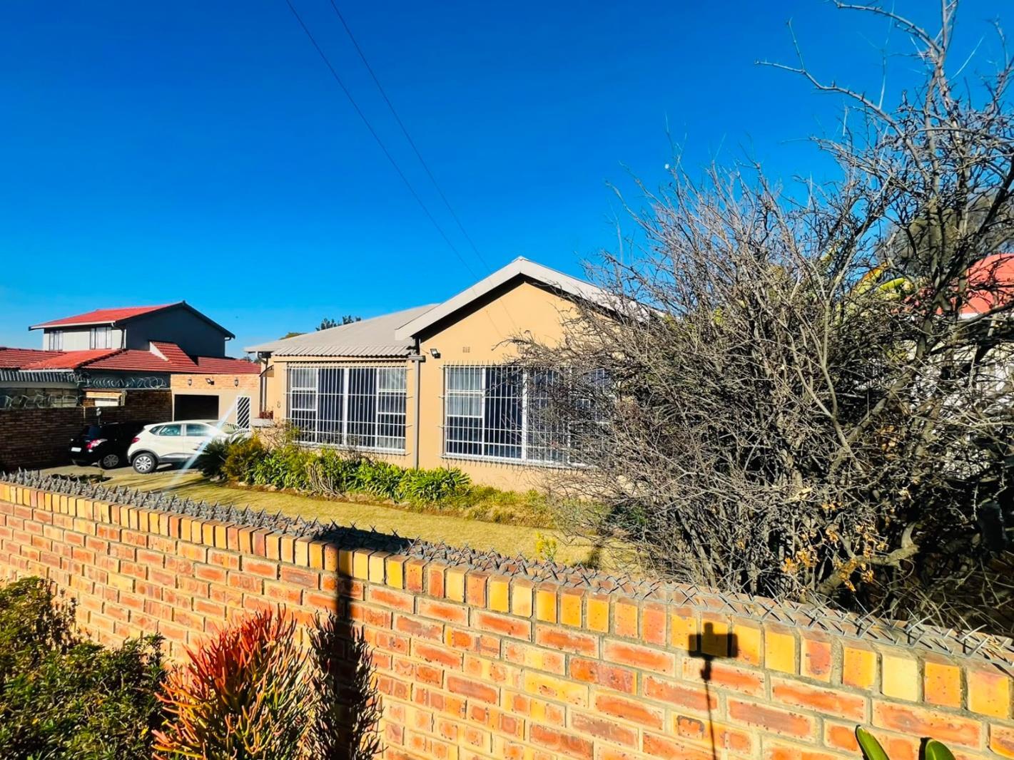 3 Bedroom House in Delville