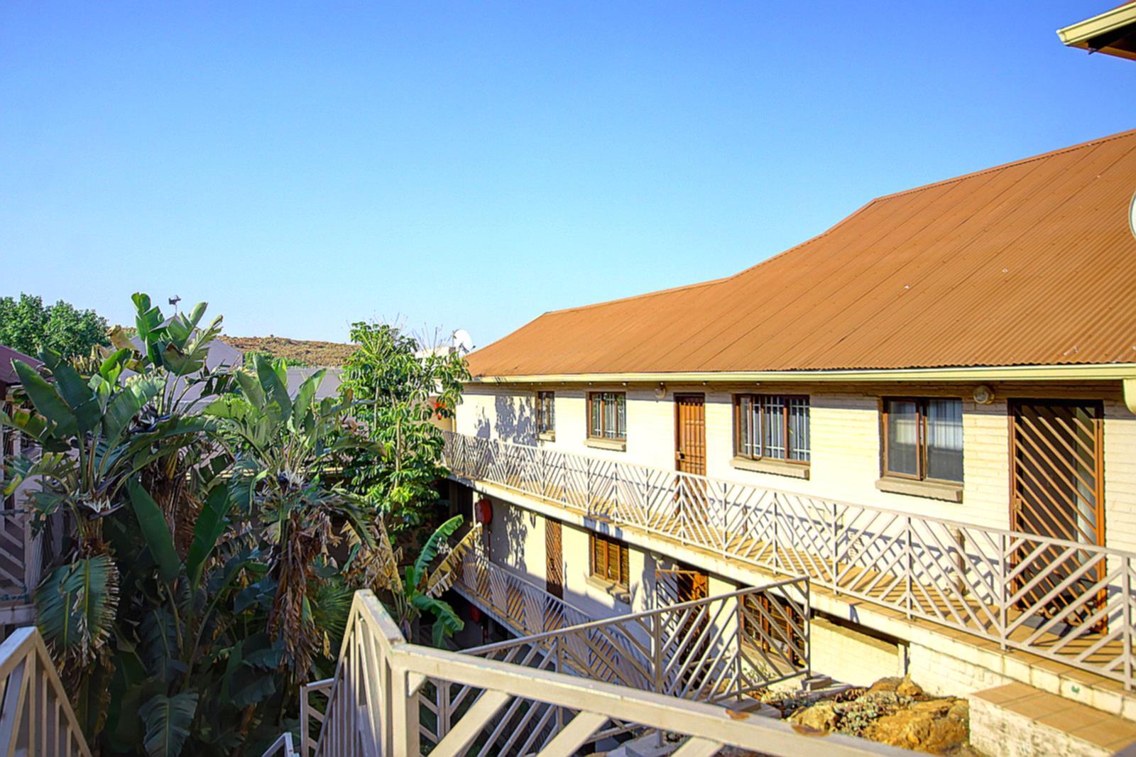 Studio apartment in Westdene
