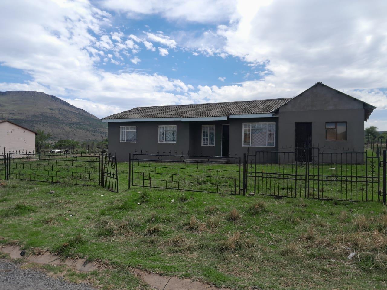 5 Bedroom House in Ezibeleni