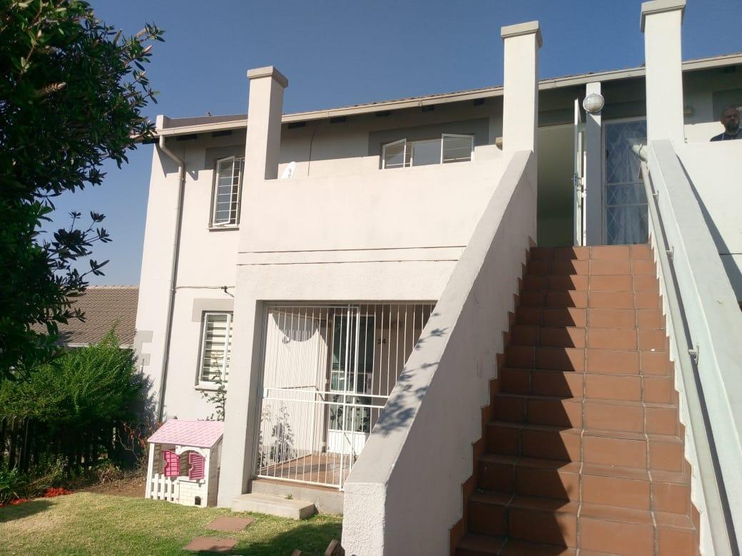2 Bedroom Townhouse in Meyersdal