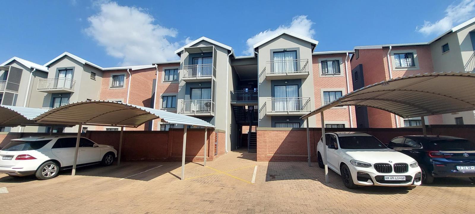 3 Bedroom Apartment in Roodeplaat